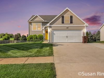 Property at 282 Vansen Dr, Kent City, MI