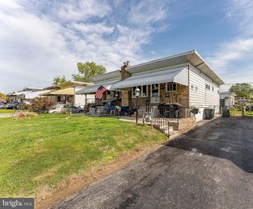 218 Hoffman Rd