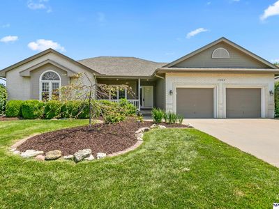 13705 Tregaron Dr