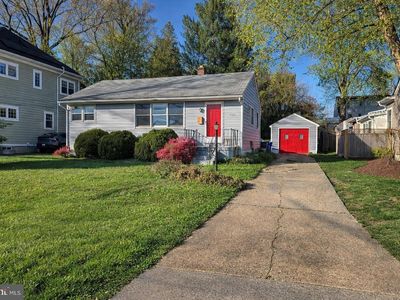 4113 Knowles Ave