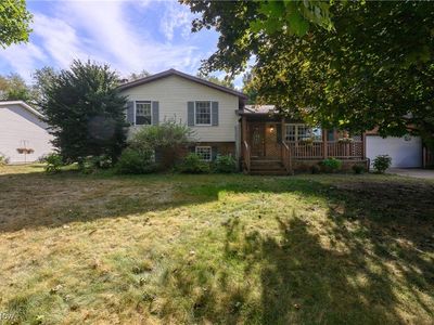 8550 Cherry Ridge Ave NW