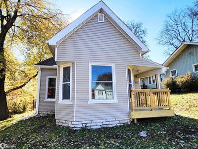 328 E Maple Ave