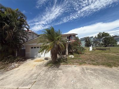 6111 BAYOU GRANDE BOULEVARD NE
