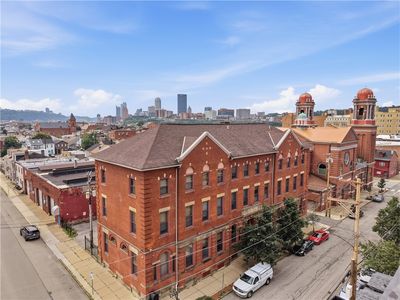 130 S 22nd St APT 1C