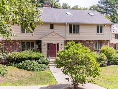 46 Pinebrook Ln APT 3