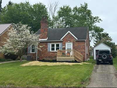 551 Cline Ave