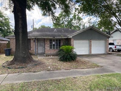 718 Hollyvale Dr