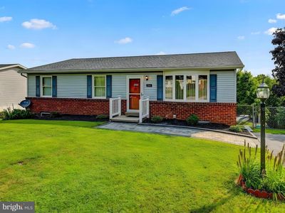 34 Allen Dr