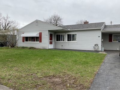 28 Nicholas Dr N