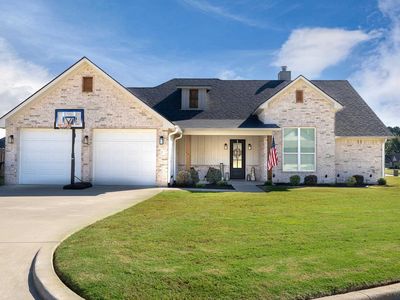 201 Saddle Brook Cir