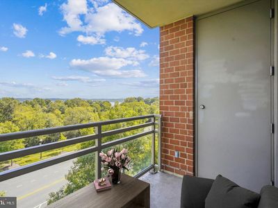 3650 S Glebe Rd S #454