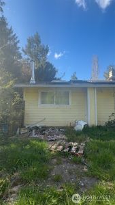 5842 137th Avenue SW