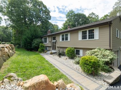 952 Maple Hill Road