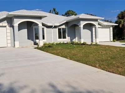 2225/2227 Snead Dr