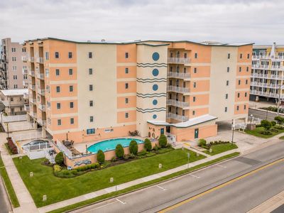 7601 Atlantic Ave Unit 104