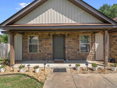 513 Saint Charles Ct