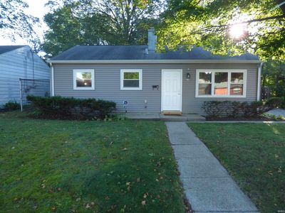 210 Home Ave