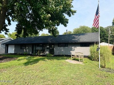 Property at 124 Saint Richards Ct, Swanton, OH