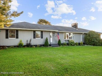 5 Country Club Rd