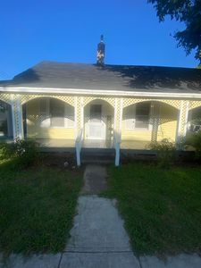 101 N Enterprise St