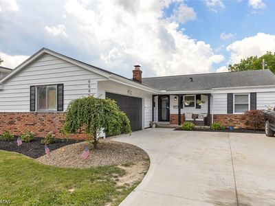 Property at 6642 Nancy Dr, North Olmsted, OH