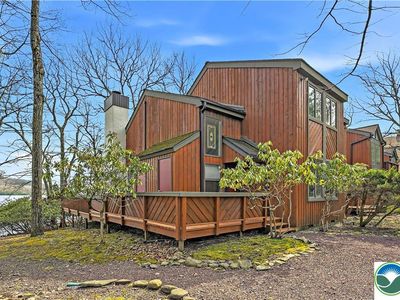 79 Dove Dr
