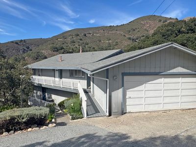 471 Country Club Dr