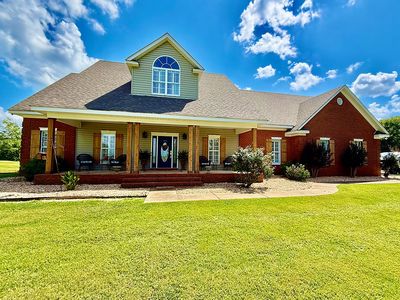 2260 E Old Hayneville Rd