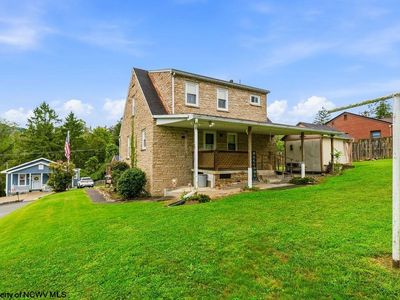 406 Thomas Ave