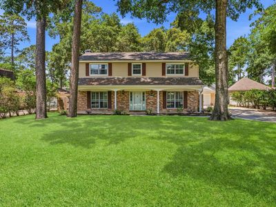 594 Longwood Ln