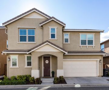 2204 Gallery Dr