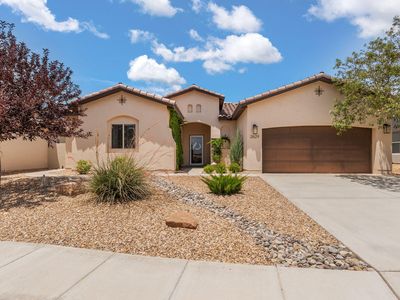 2629 La Luz Cir NE
