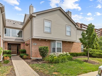 100 White Oak Ct APT 1