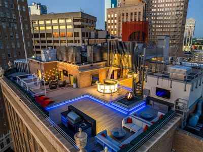 411 W 7th St #1101