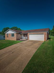5633 Anderson Rd