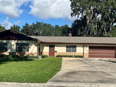 1332 LEE COURT