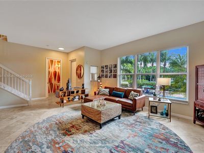 2601 NE 14th Ave APT 104