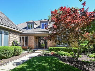 28 Lake Ridge Club Dr