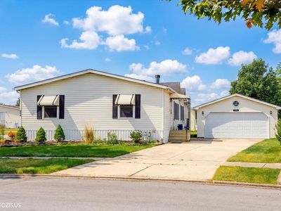 386 Buttercup Ln