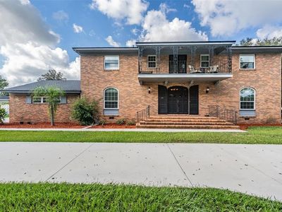 811 Fairlington Dr