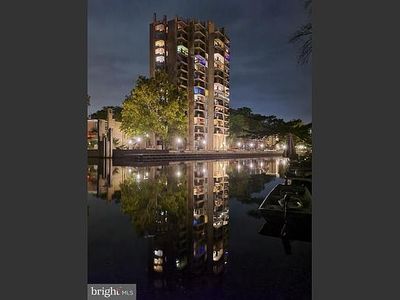 11400 Washington Plz W APT 201