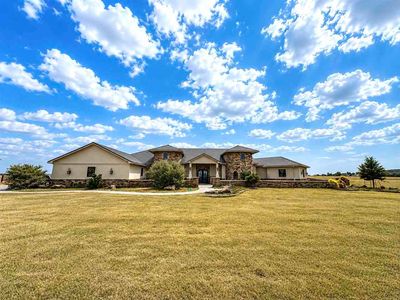 350 Hilliary Rd