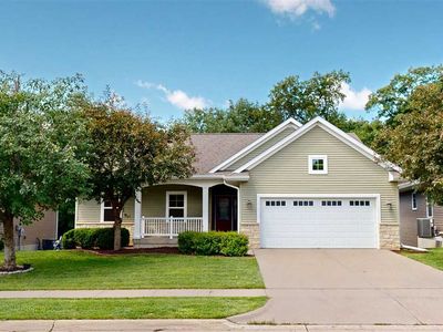 985 Ryan Ct