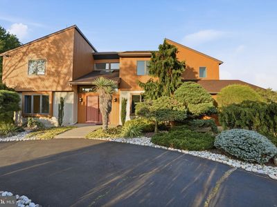 7 Candace Ct