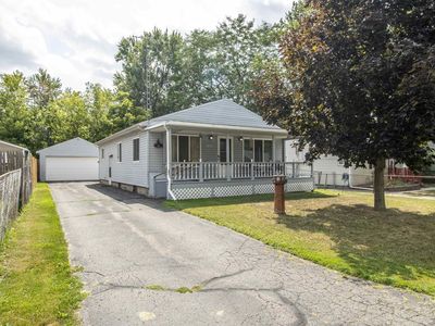 1050 Corydon Dr