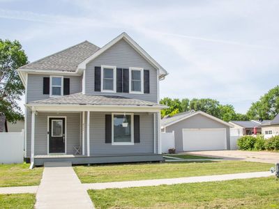 2111 K St