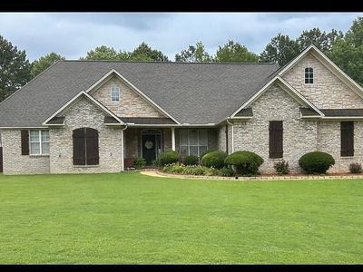 Property at 124 Lake Point Dr, Saltillo, MS