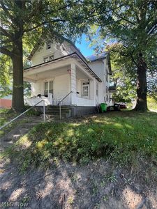 Property at 805 S Freedom Ave, Alliance, OH