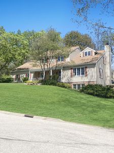 220 Frederick STREET