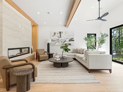 4 Foster Rd